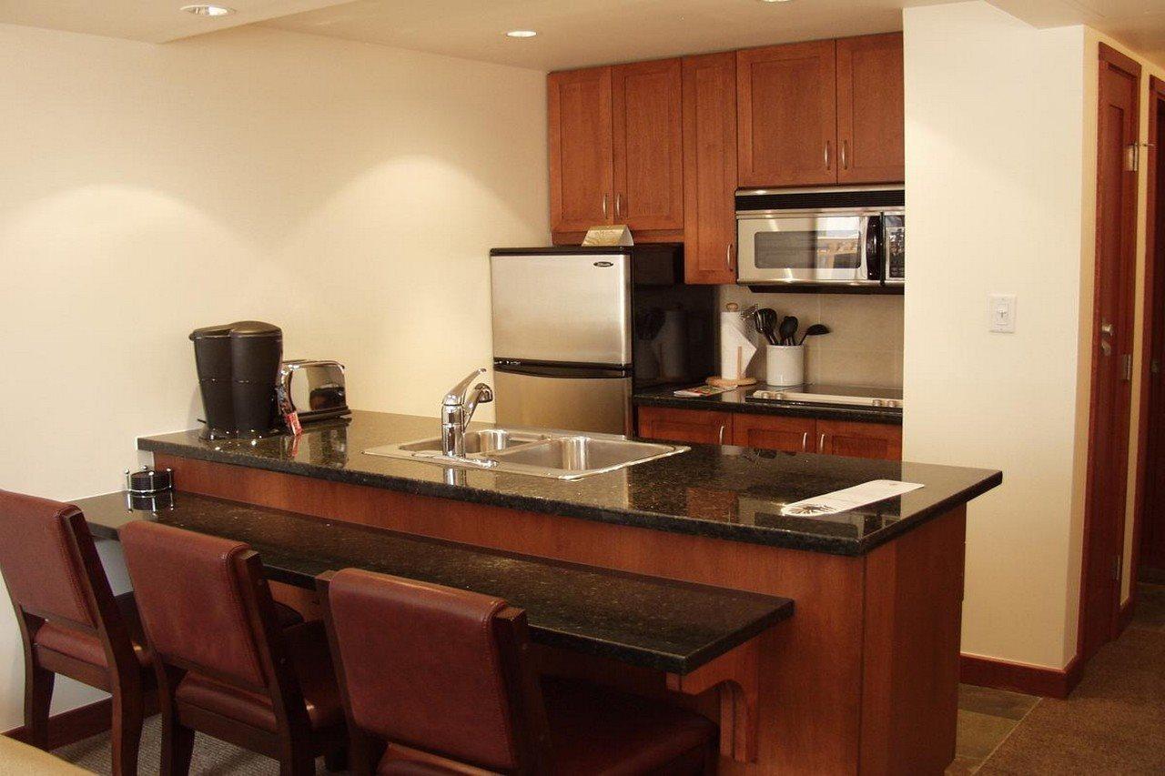 Pan Pacific Whistler Village Centre Екстериор снимка