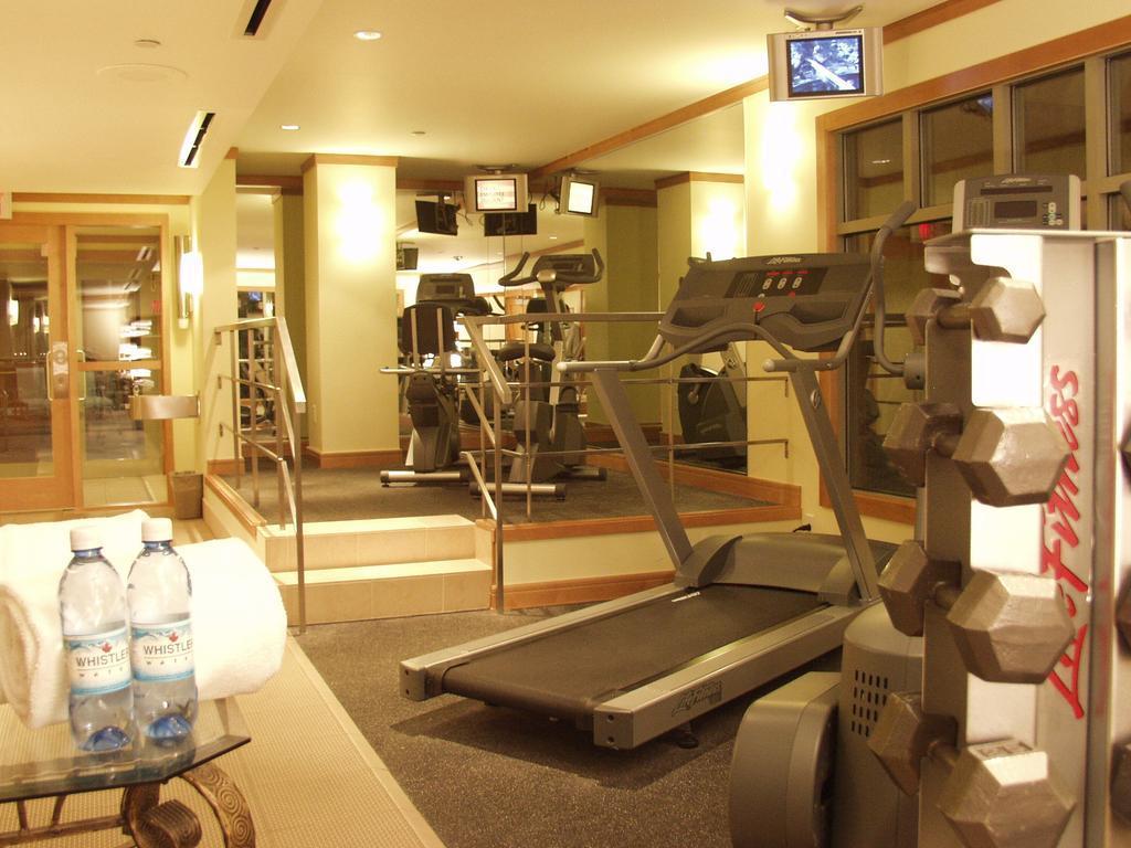 Pan Pacific Whistler Village Centre Екстериор снимка