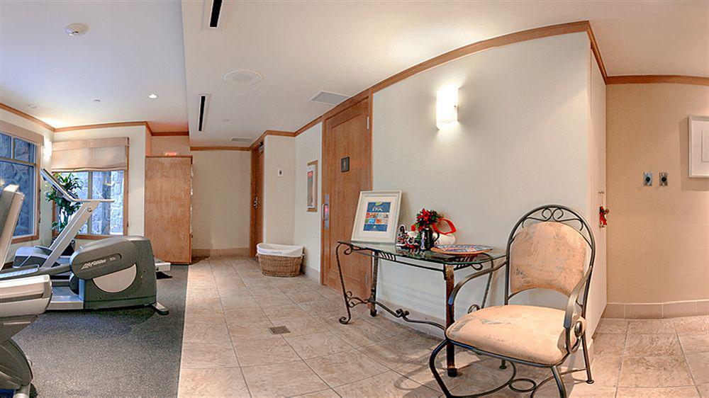Pan Pacific Whistler Village Centre Екстериор снимка