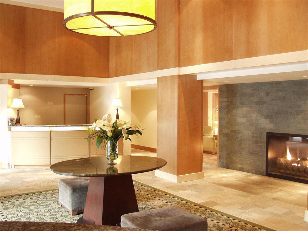 Pan Pacific Whistler Village Centre Интериор снимка